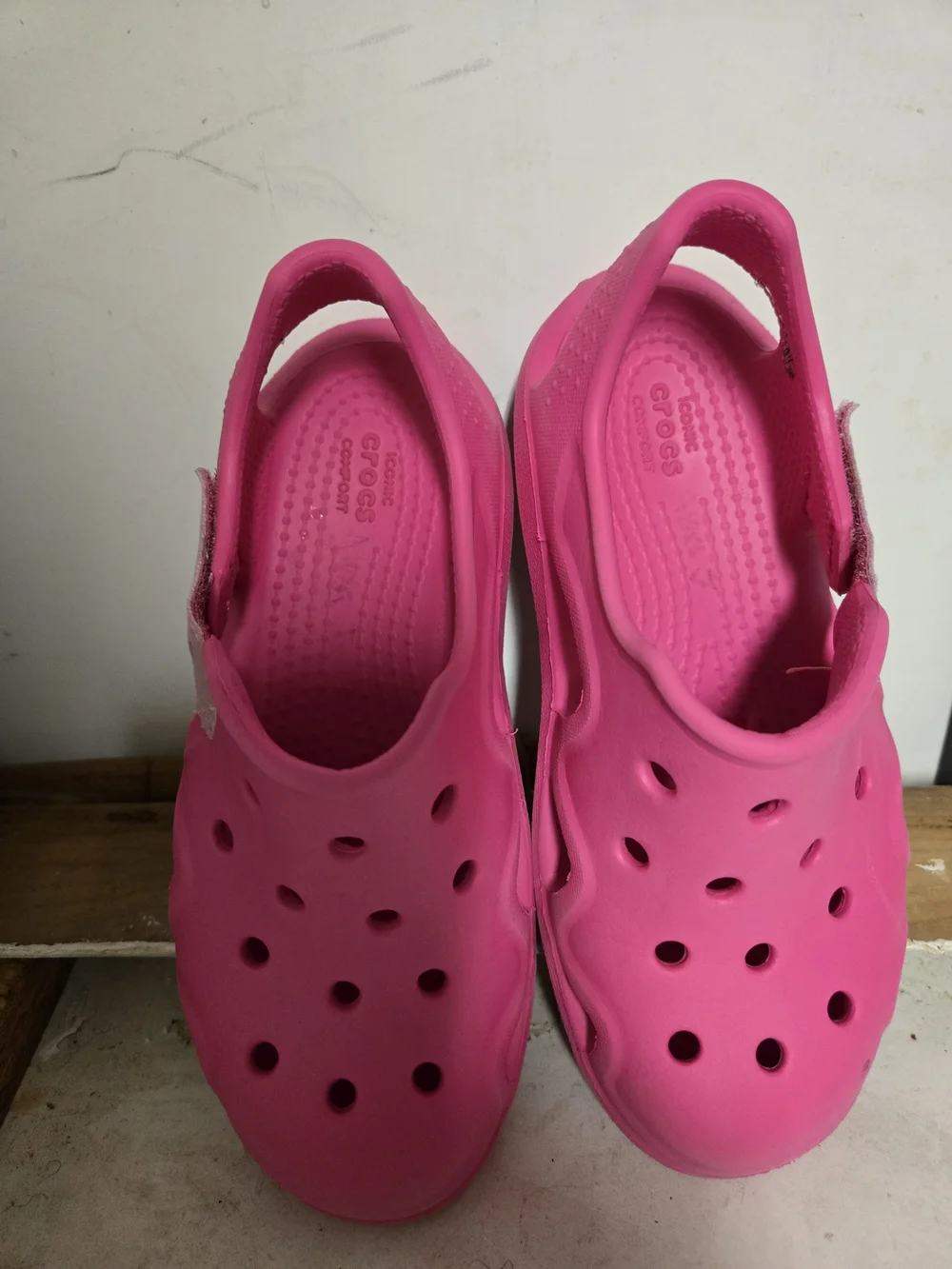 Crocs Kids' Classic Clog Sandals - Hot Pink